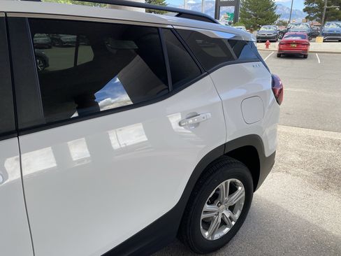 Used 2024 GMC Terrain SLE w/ Driver Convenience Package AWD/4WD image 50