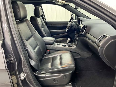 Used 2021 Jeep Grand Cherokee Limited AWD/4WD image 23