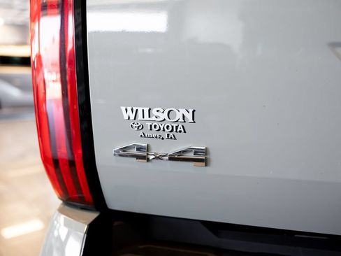 Used 2024 Toyota Tundra SR5 w/ SR5 Premium Package AWD/4WD image 7