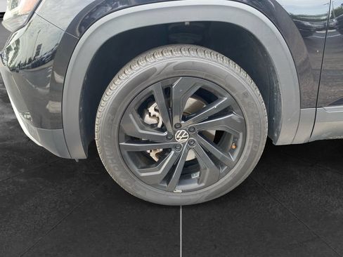 Used 2022 Volkswagen Atlas SE FWD image 12