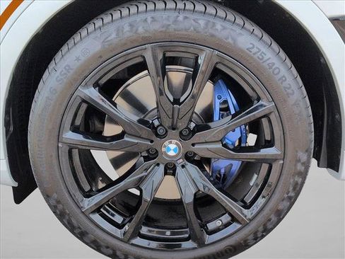 Used 2025 BMW X7 xDrive40i w/ M Sport Package image 25