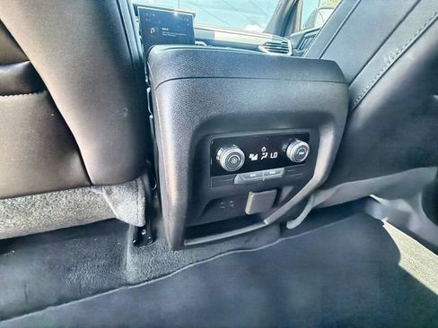 Certified 2026 GMC Acadia Elevation w/ Elevation Premium Package FWD image 20