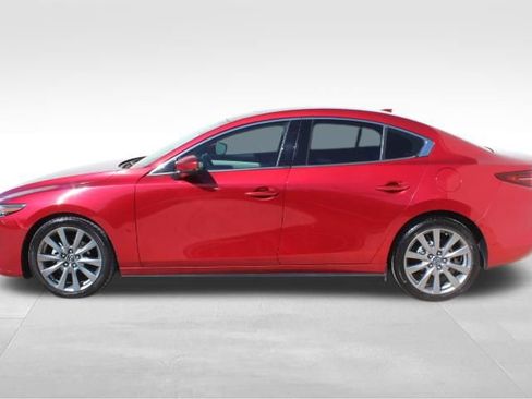 Used 2019 MAZDA MAZDA3 Sedan w/ Premium Package image 4