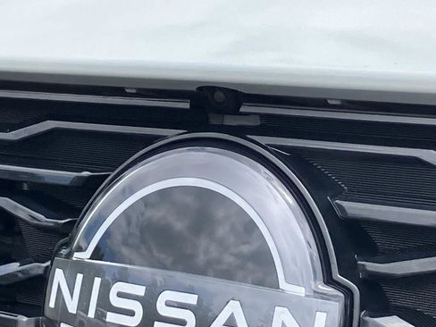 Used 2023 Nissan Altima 2.5 SL FWD image 11