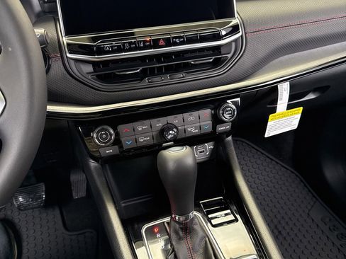 New 2026 Jeep Compass Trailhawk AWD/4WD image 18