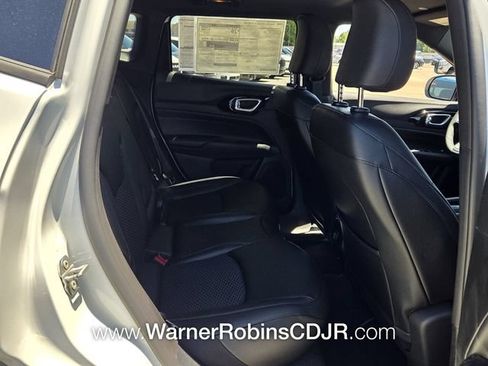 New 2026 Jeep Compass Latitude AWD/4WD image 15