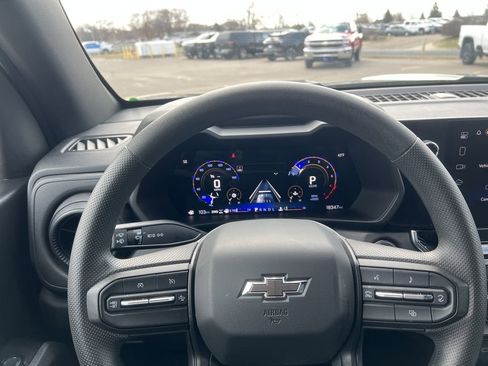 Used 2024 Chevrolet Colorado Trail Boss w/ Advanced Trailering Package image 18