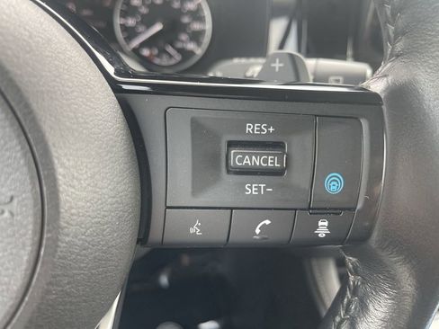 Used 2023 Nissan Pathfinder SL image 20