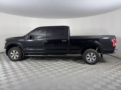 Used 2017 Ford F150 XLT w/ Trailer Tow Package image 4