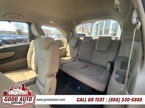 Used 2015 Honda Odyssey EX image 12