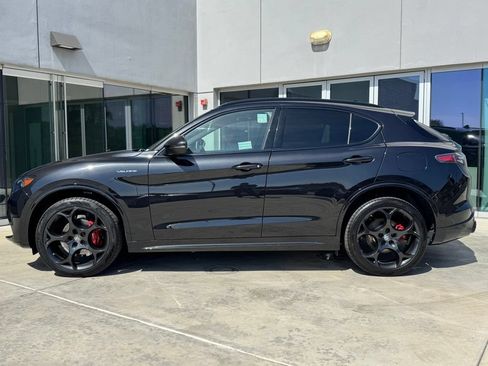 New 2026 Alfa Romeo Stelvio Sprint w/ Convenience Package AWD/4WD image 4