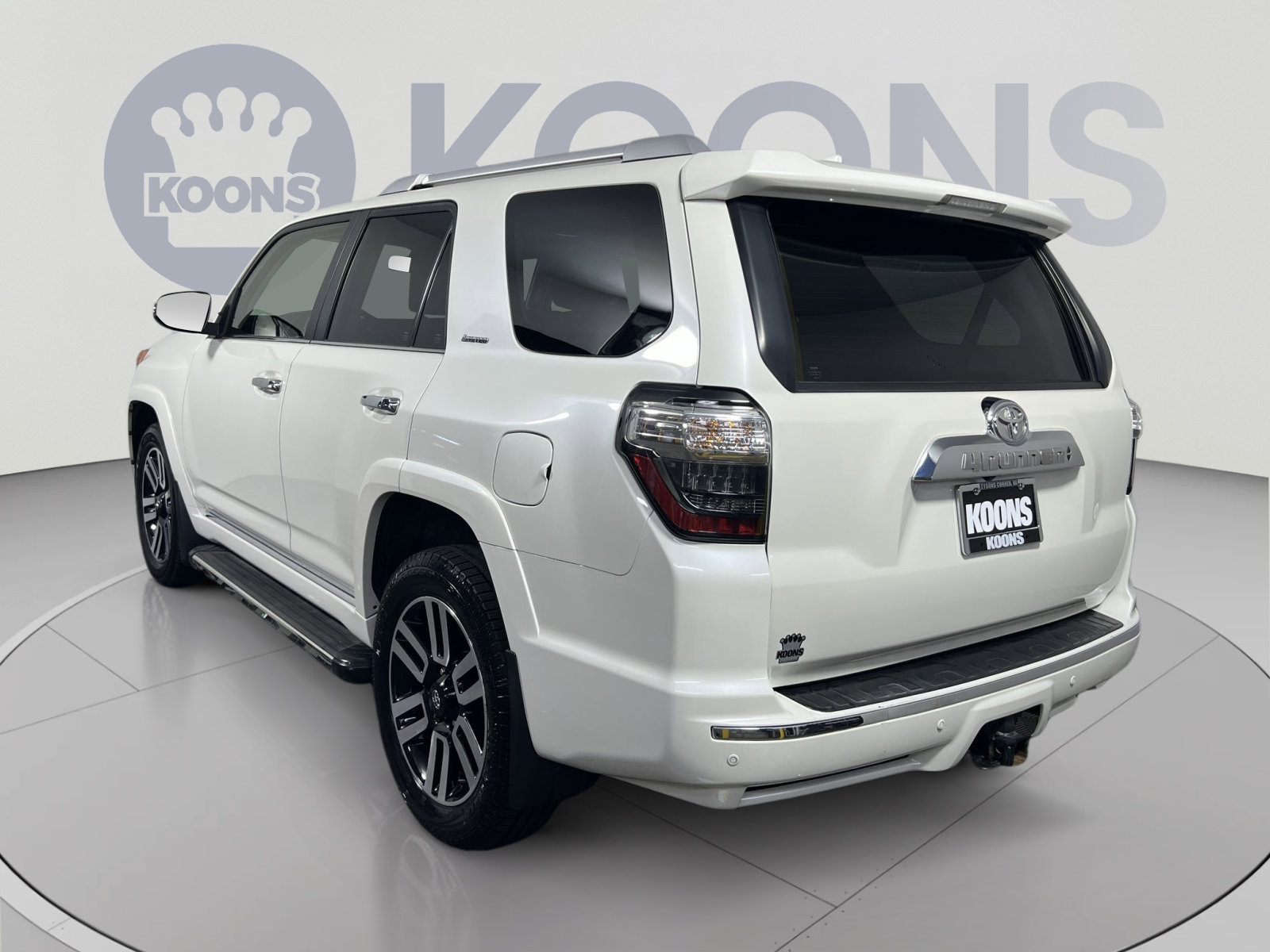 Used 2023 Toyota 4Runner Limited AWD/4WD image 4