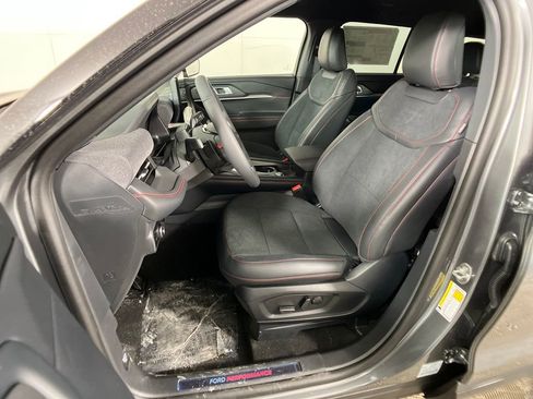 New 2026 Ford Explorer ST image 30