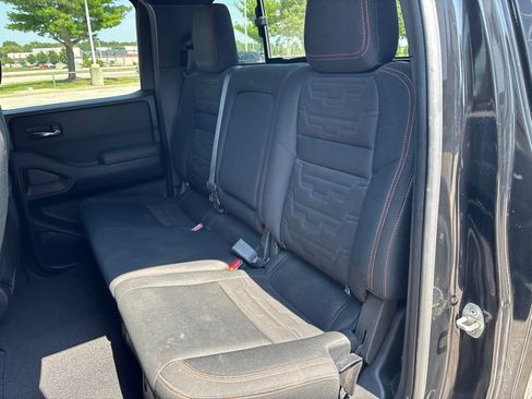 Used 2023 Nissan Frontier PRO-4X w/ Pro Convenience Package AWD/4WD image 17