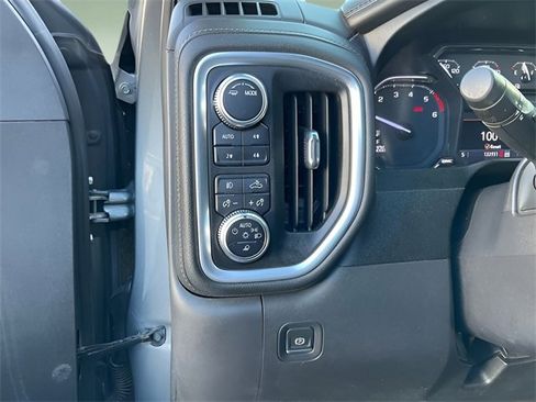 Used 2021 GMC Sierra 1500 SLT image 9