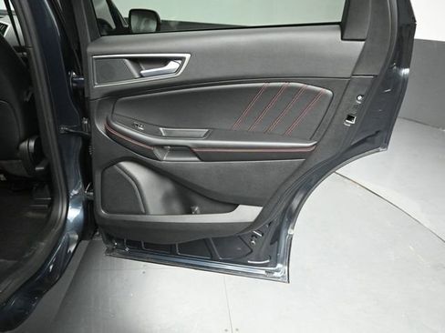 Used 2024 Ford Edge ST-Line w/ Class II Trailer Tow Package AWD/4WD image 28