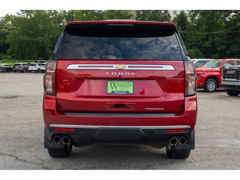 Used 2021 Chevrolet Tahoe Premier w/ Premium Package RWD image 7
