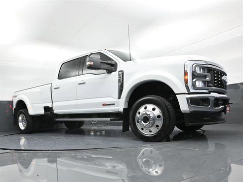 Used 2026 Ford F450 Lariat w/ FX4 Off-Road Package AWD/4WD image 29