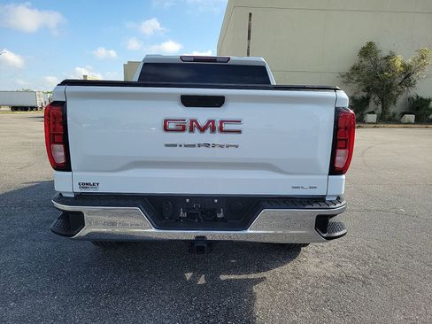 Used 2020 GMC Sierra 1500 SLE w/ SLE Value Package image 12