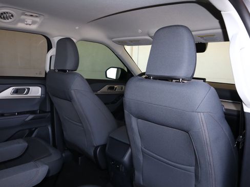 New 2026 Ford Explorer Active image 42