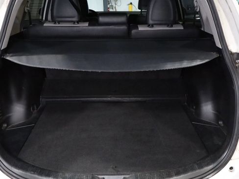 Used 2016 Toyota RAV4 Limited image 11