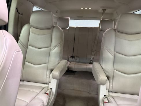 Used 2017 Cadillac Escalade ESV Premium Luxury w/ LPO, Radiant Package image 22