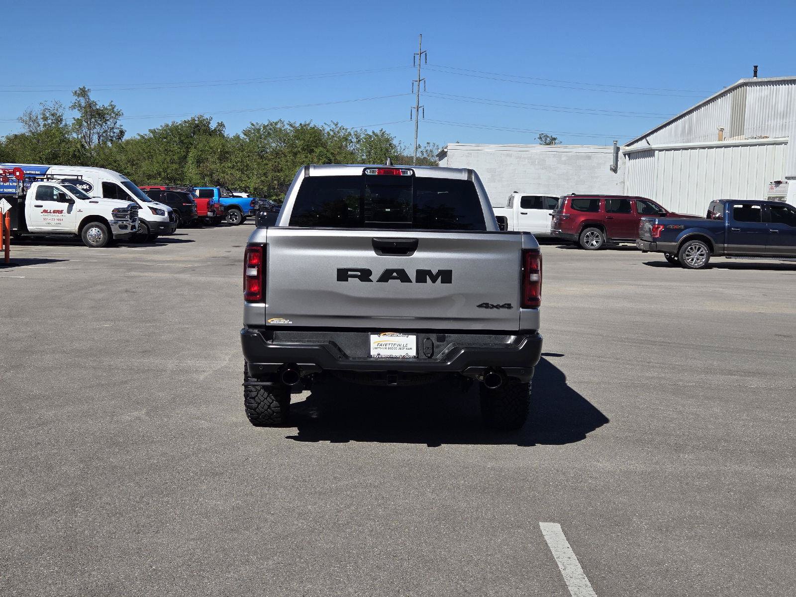 Used 2025 RAM 1500 Warlock AWD/4WD image 4