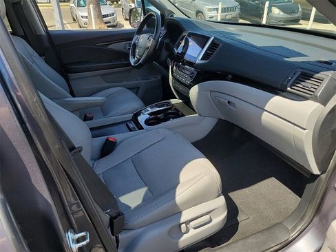 Used 2016 Honda Pilot Elite image 16