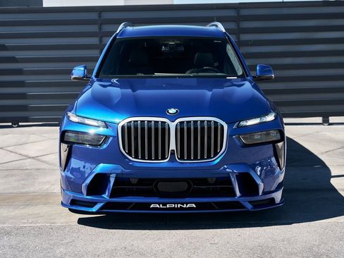 Used 2026 BMW ALPINA XB7 ALPINA XB7 image 16