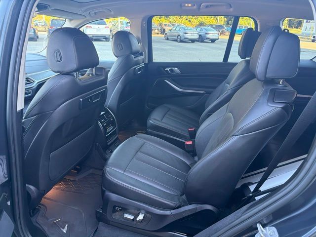 Used 2022 BMW X7 xDrive40i AWD/4WD image 15