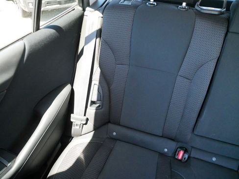 Used 2024 Subaru Outback Premium AWD/4WD image 12