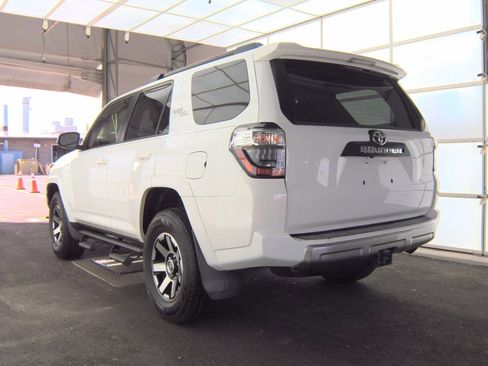 Used 2020 Toyota 4Runner TRD Off-Road image 8