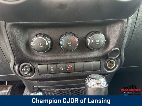 Used 2016 Jeep Wrangler Unlimited Sport w/ Quick Order Package 24S AWD/4WD image 21