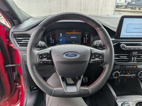Used 2024 Ford Escape ST-Line image 10