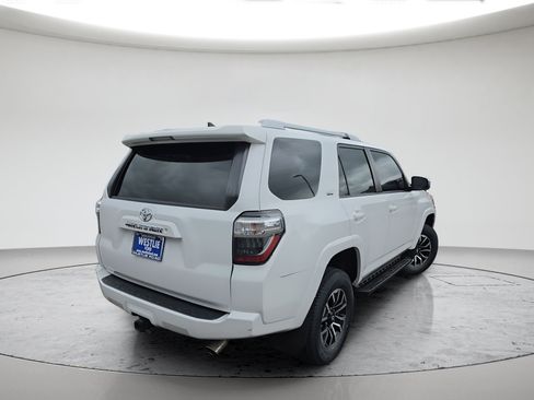 Used 2014 Toyota 4Runner SR5 w/ Convenience Package AWD/4WD image 3