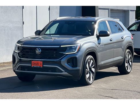 Used 2024 Volkswagen Atlas Cross Sport SE image 10