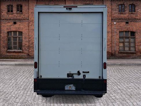 Certified 2023 Ford Transit 350 DRW RWD image 5