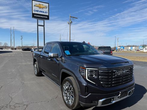 Used 2024 GMC Sierra 1500 Denali Ultimate image 1