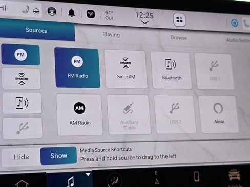 Used 2022 Jeep Grand Cherokee L Limited w/ Black Appearance Package image 5