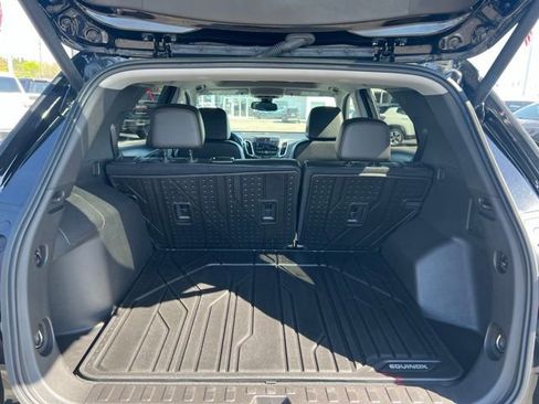 Used 2024 Chevrolet Equinox Premier AWD/4WD image 13