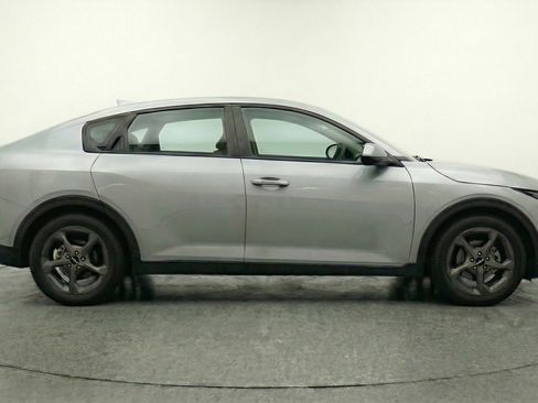 Used 2025 Kia K4 FWD image 11