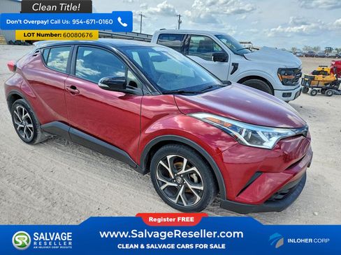 Used 2019 Toyota C-HR XLE FWD image 5