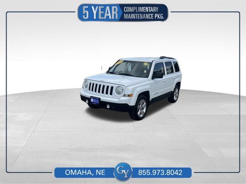 Used 2014 Jeep Patriot Latitude AWD/4WD image 1