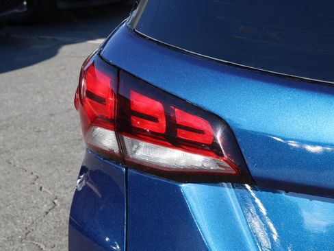 Used 2022 Chevrolet Equinox LT image 8