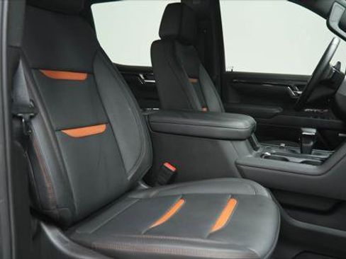 Used 2025 GMC Sierra 1500 AT4 image 3