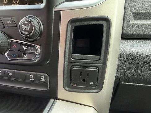 Used 2017 RAM 1500 Big Horn AWD/4WD image 28