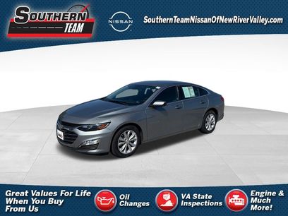 Used 2025 Chevrolet Malibu LT