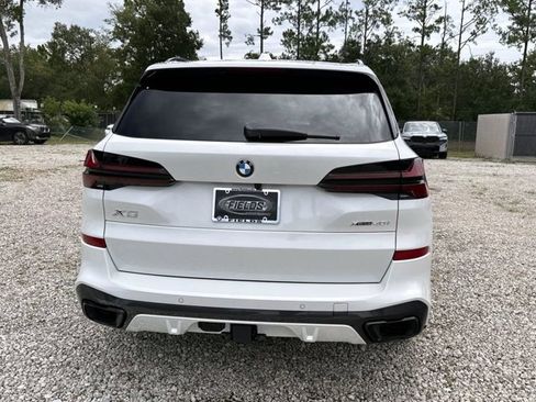 New 2026 BMW X5 xDrive40i w/ M Sport Package AWD/4WD image 4
