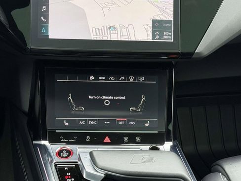 Used 2023 Audi e-tron S Prestige w/ Prestige Package image 18