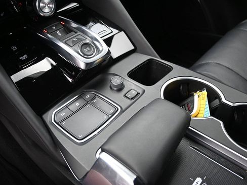 Used 2024 Acura MDX SH-AWD w/ Technology Package image 5